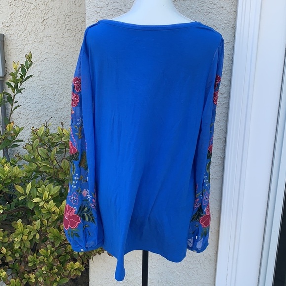 Soft Surroundings Blue Floral Mesh Sleeve Tunic Top Sz 1X - Picture 7 of 11